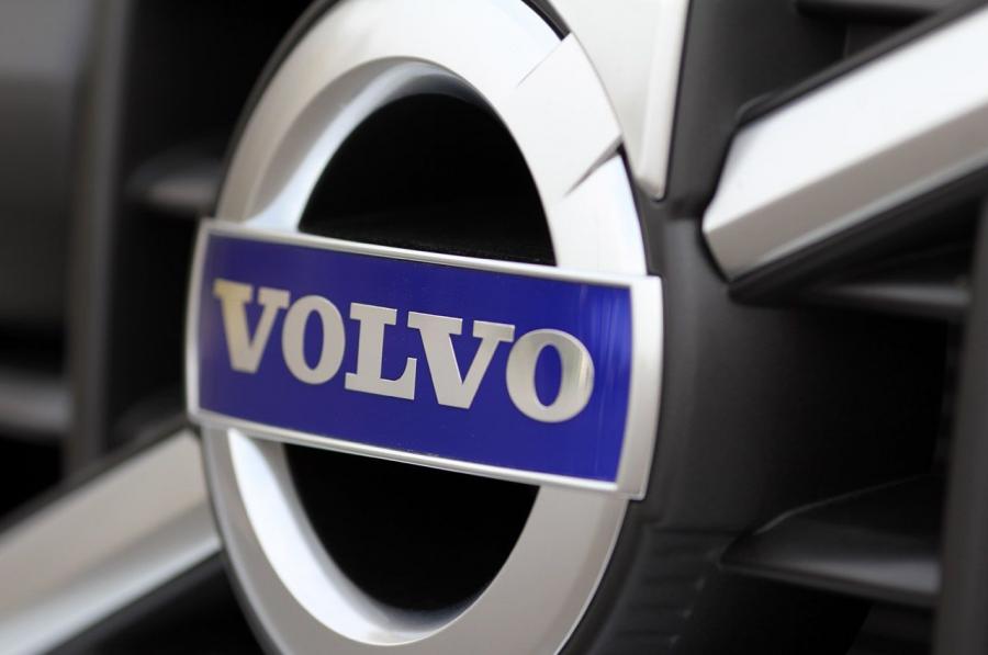  Volvo XC60 R-Design 2012 года  (фото 52 из 90)